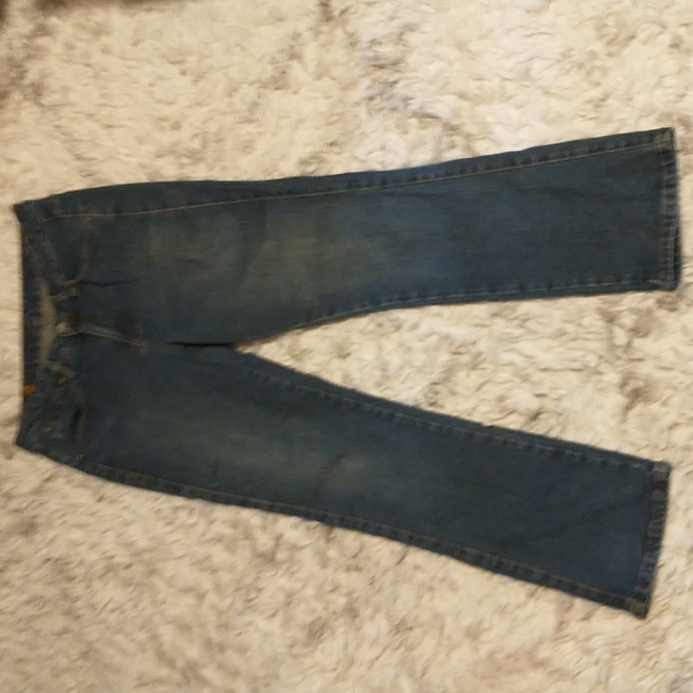Wrangler woman's size 8S Aura slimming jeans